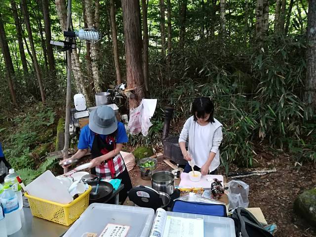 S_6403802688344.jpg